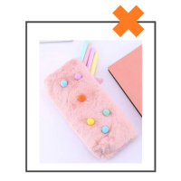Etui fluffy met dots